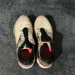 Brooks Cushion Running Shoes